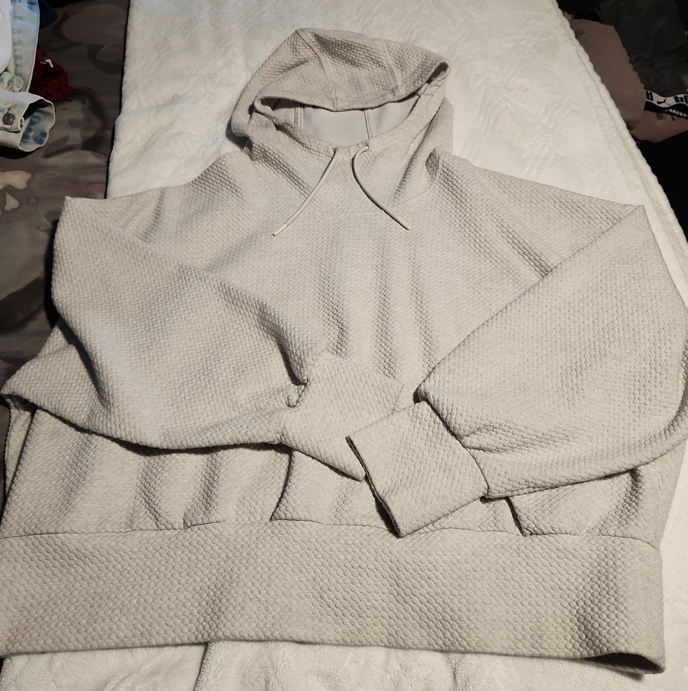 Old Navy Men's Cream Textured Crewneck Hoodie